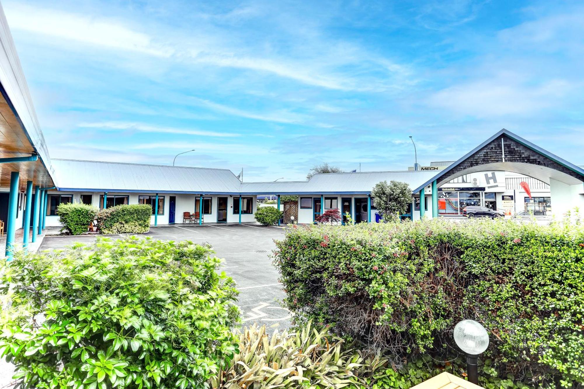 Asure Cooks Gardens Motor Lodge Whanganui Exterior photo