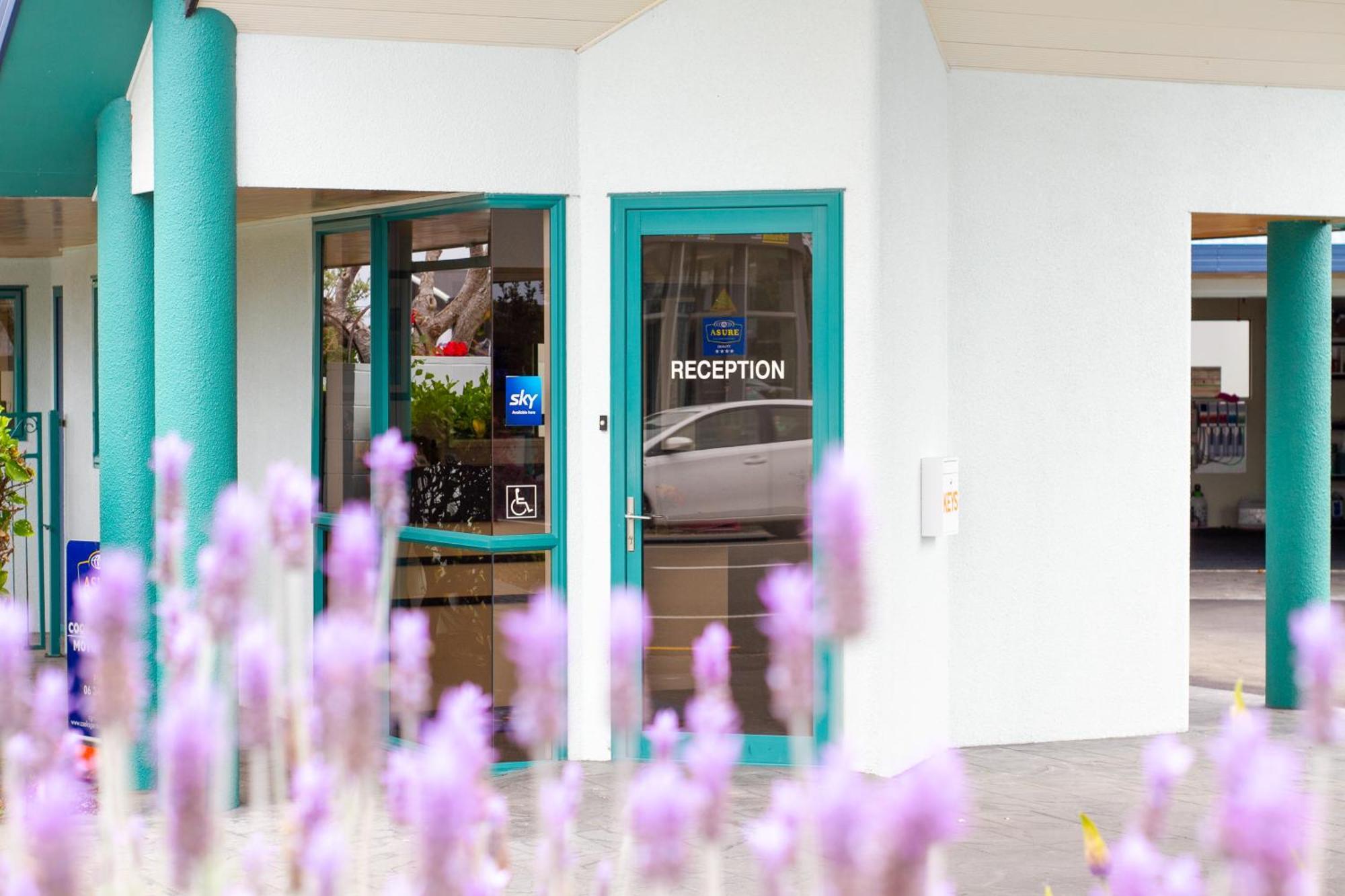 Asure Cooks Gardens Motor Lodge Whanganui Exterior photo